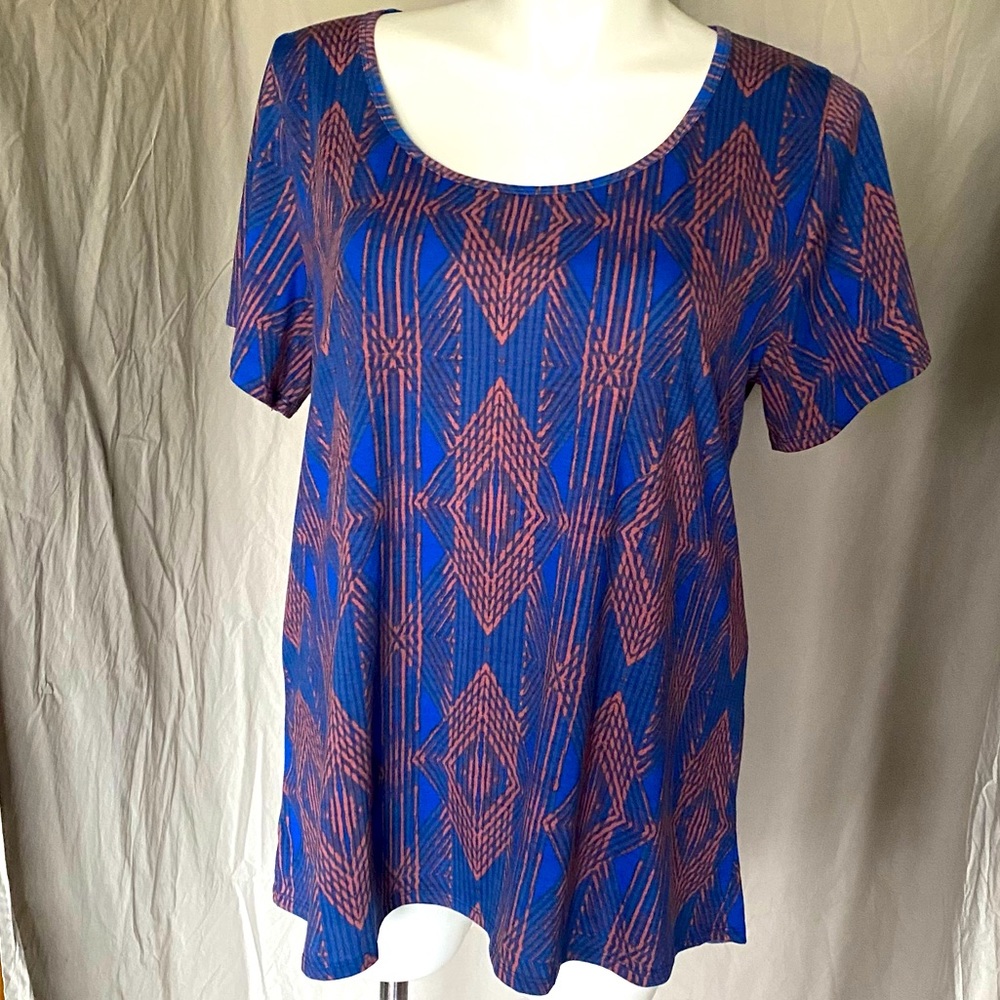 EUC LuLaRoe art deco Classic T, 3XL